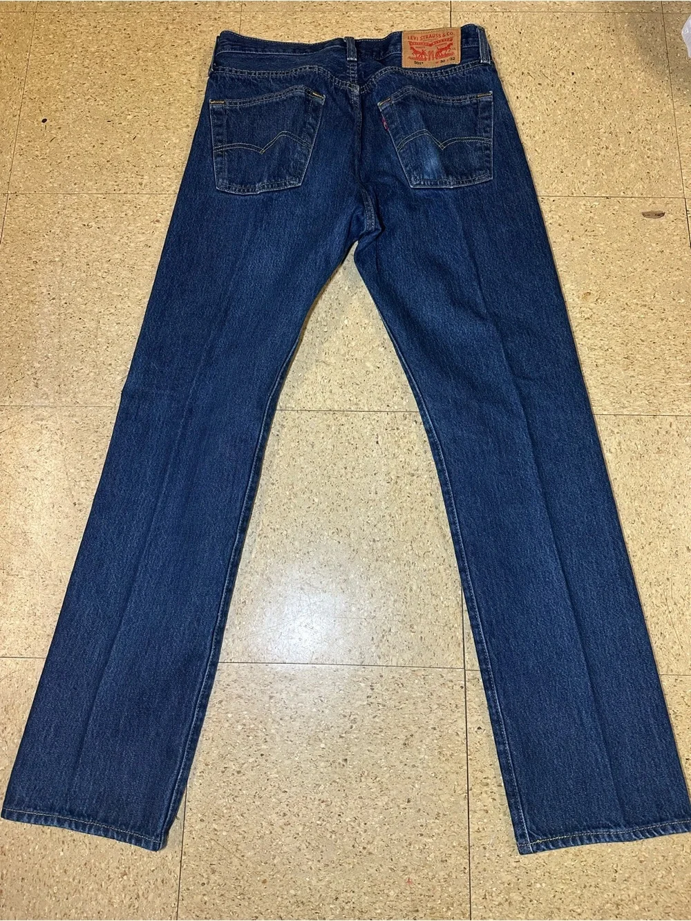 Levi 501 Mens Jeans Denim Dark Wash Blue Straight Leg Button Fly Casual Sz 30x32